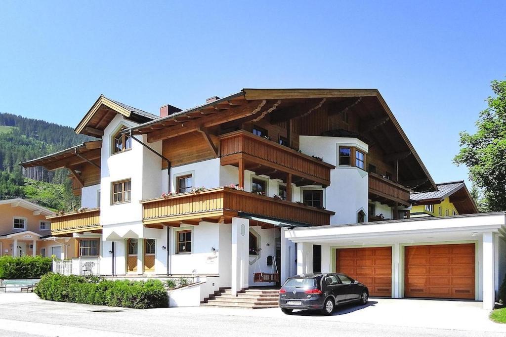 Apartment In Filzmoos With A Balcony Exterior foto